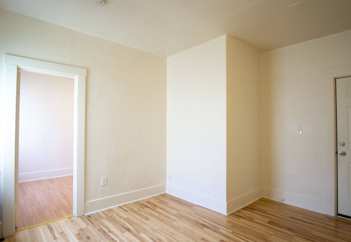 Apartment for rent at 2044 N Kilpatrick St, Portland, OR 97217