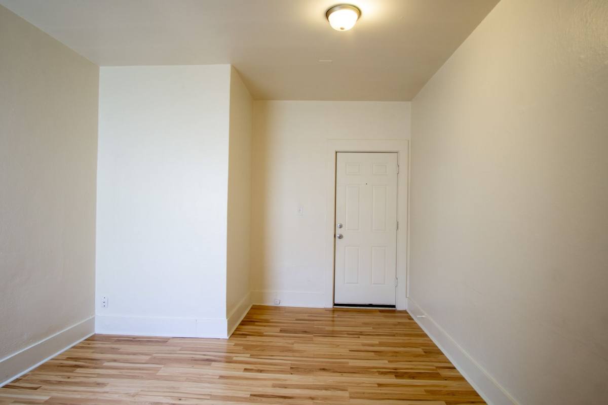 Apartment for rent at 2044 N Kilpatrick St, Portland, OR 97217