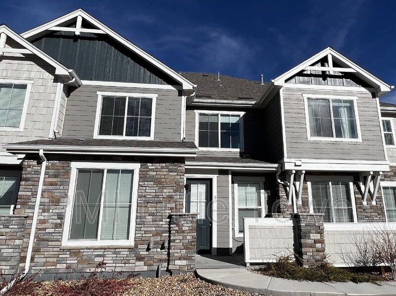 Townhouse for rent at 23588 E Ida Dr #C, Aurora, CO 80016