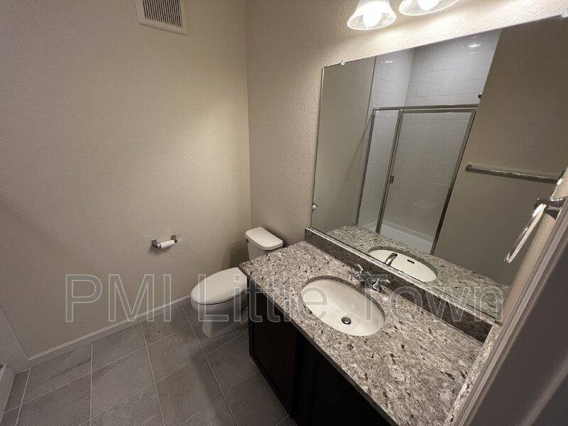 Townhouse for rent at 23588 E Ida Dr #C, Aurora, CO 80016