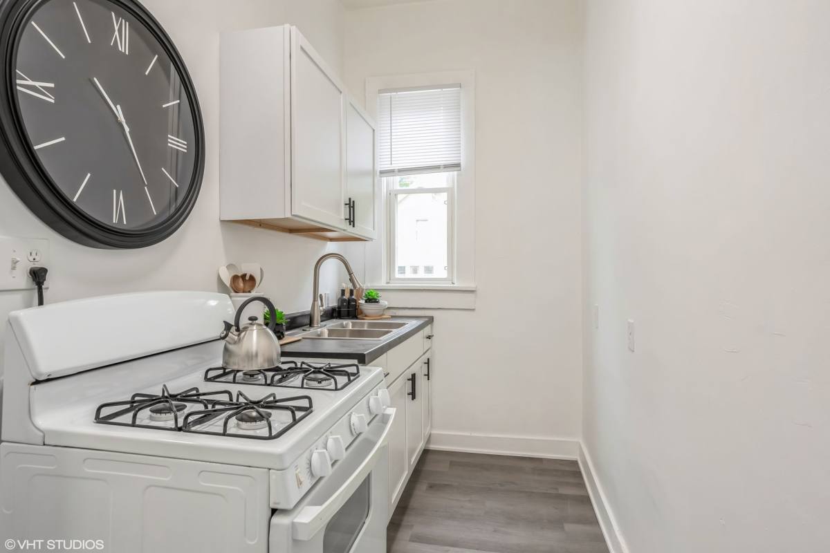 Apartment for rent at 1082 21st St, Des Moines, IA 50311