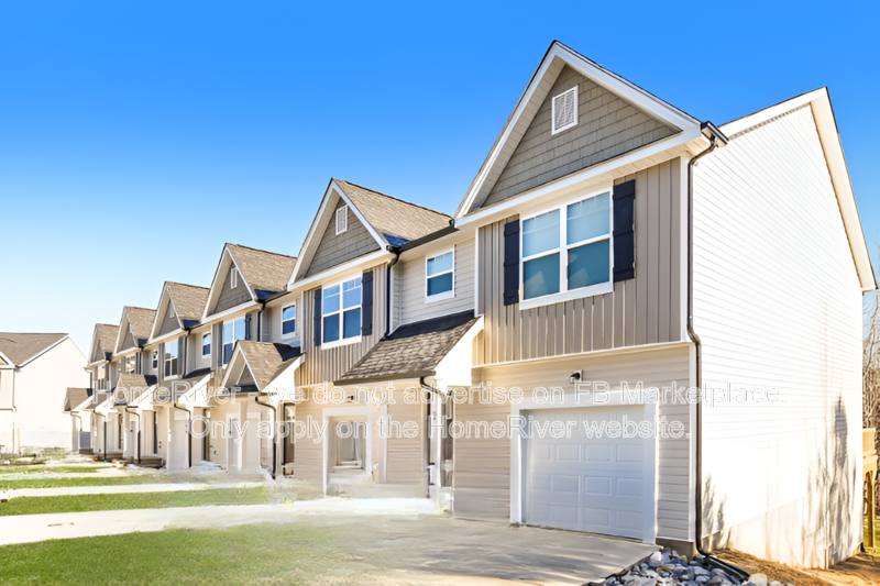 Townhouse for rent at 202 Beaumont Circle, Clemmons, NC 27012