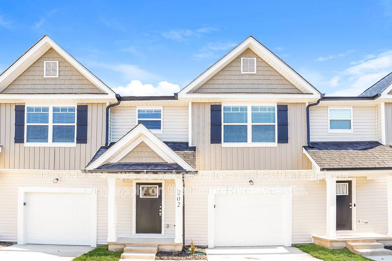 Townhouse for rent at 202 Beaumont Circle, Clemmons, NC 27012