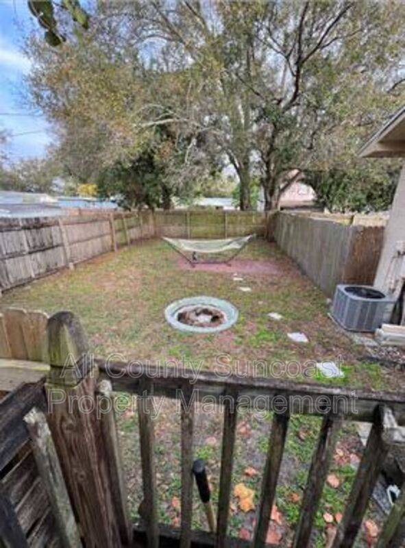 Apartment for rent at 2621 40th Ave N #C, Saint Petersburg, FL 33714