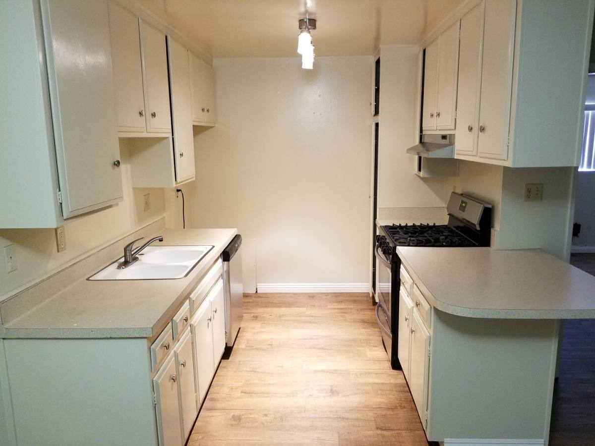 Apartment for rent at 4121 Howard Ave, Los Alamitos, CA 90720