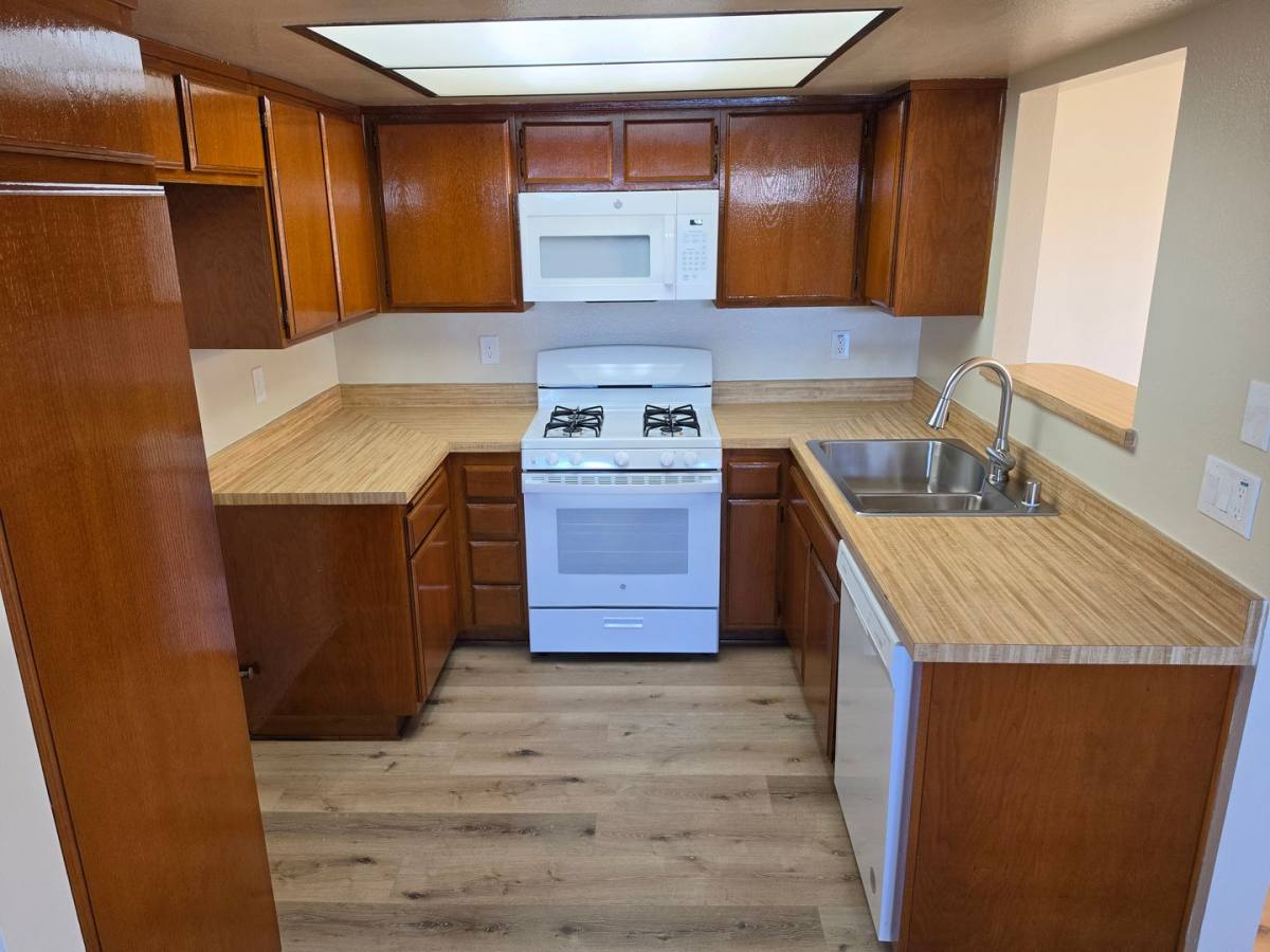 Apartment for rent at 3601-3609 Howard, Los Alamitos, CA 90720