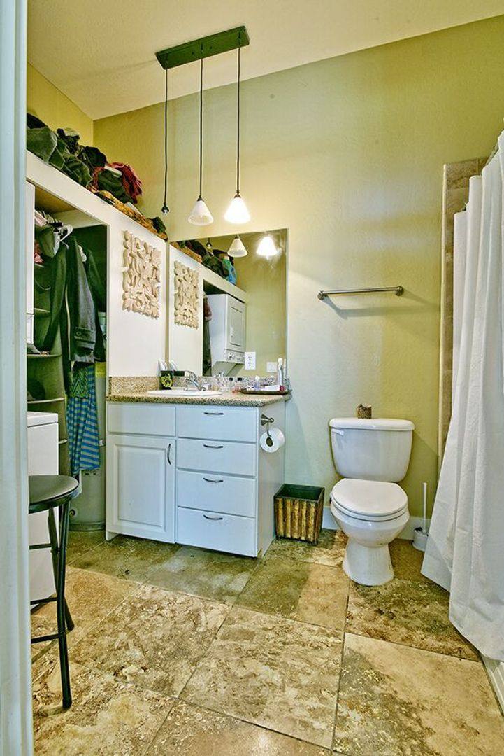 Apartment for rent at 184 Clear Creek, Ashland, OR 97520