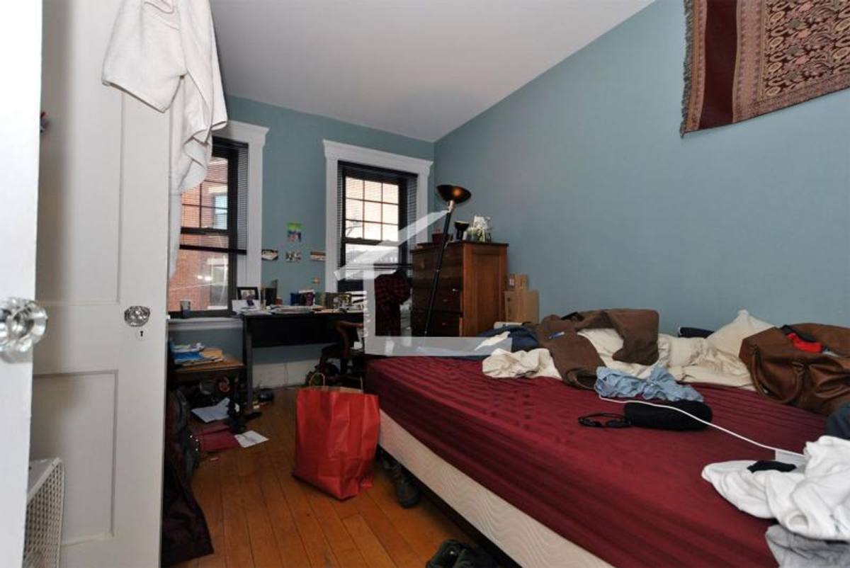 Apartment for rent at 1163commonwealth Ave #5, Allston, MA 02134