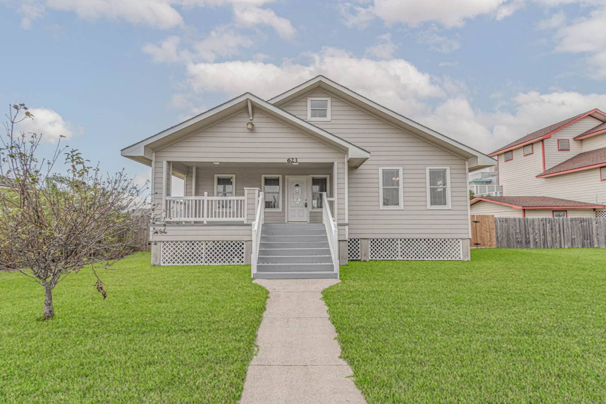 House for rent at 623 32nd, Galveston, TX 77550