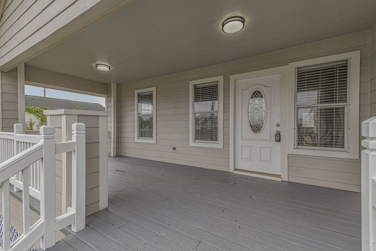 House for rent at 623 32nd, Galveston, TX 77550