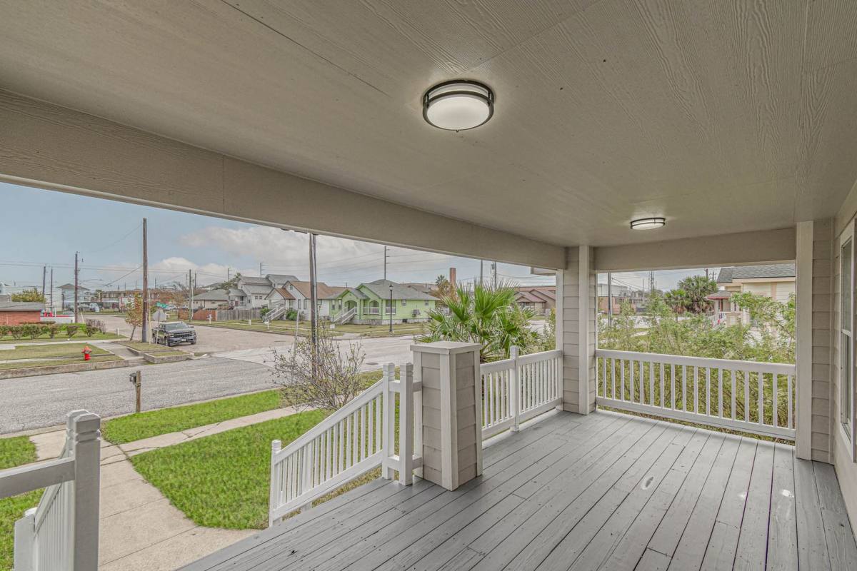 House for rent at 623 32nd, Galveston, TX 77550