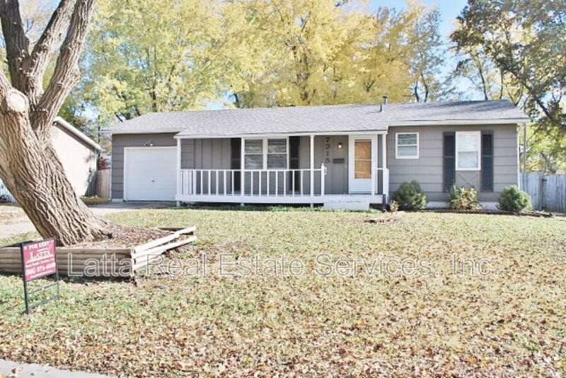 House for rent at 7315 Appleton Ave, Kansas City, MO 64133