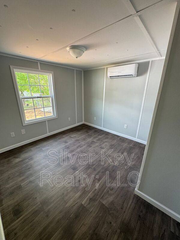 House for rent at 1004 S Jackson St #A8, Athens, TN 37303