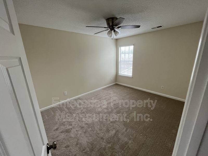 House for rent at 6869 Century Oaks Dr, Cordova, TN 38018