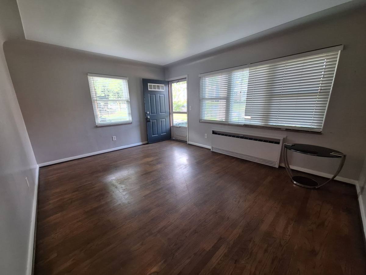 House for rent at 321 N Alice Ave, Rochester, MI 48307