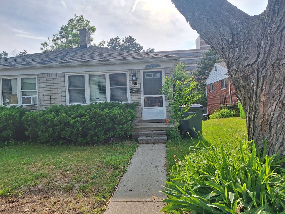 House for rent at 321 N Alice Ave, Rochester, MI 48307