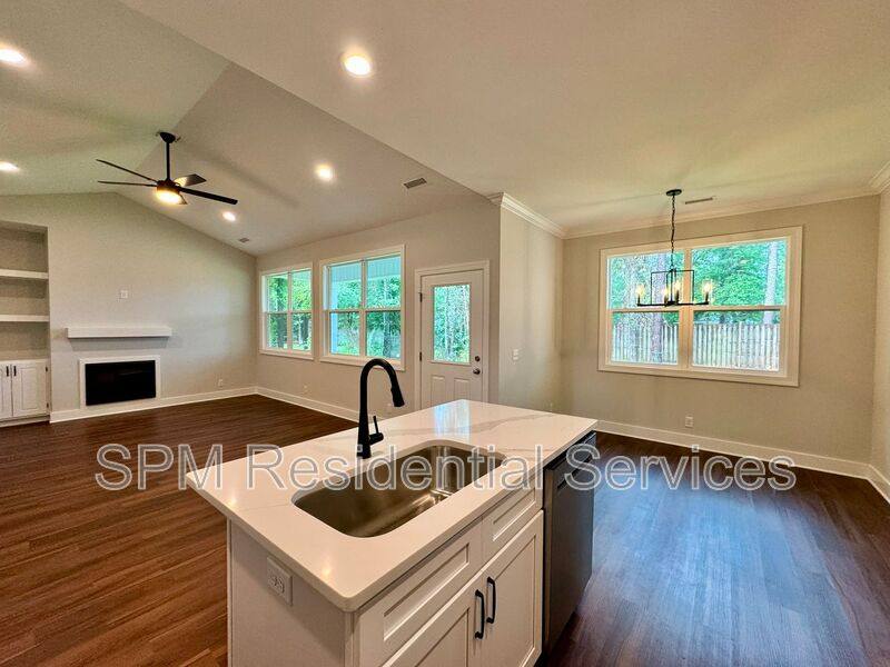 House for rent at 1121 Echo Dr NE, Leland, NC 28451
