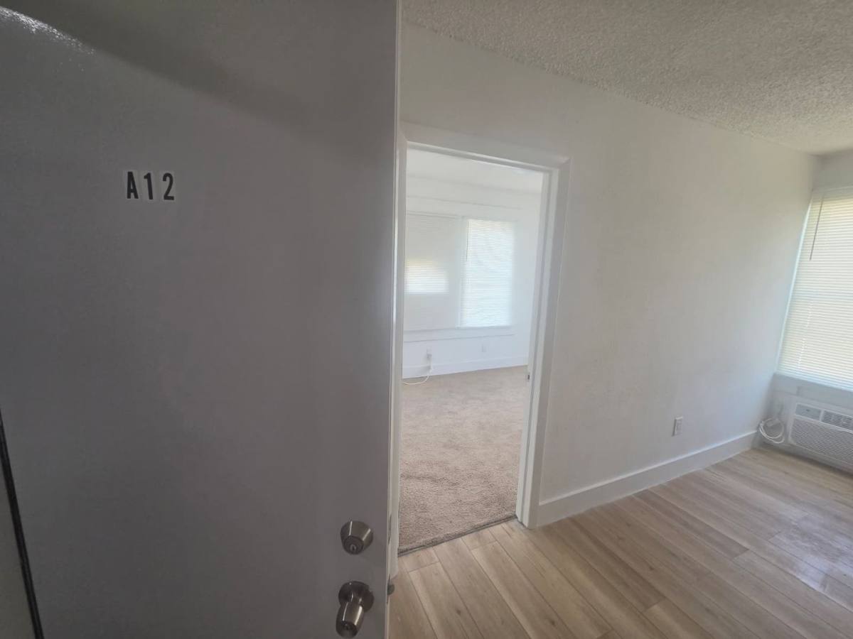 Apartment for rent at 959 SW 5 St, Miami, FL 33130