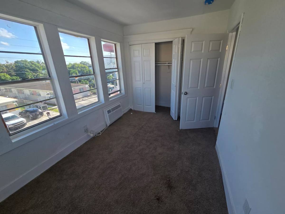 Apartment for rent at 959 SW 5 St, Miami, FL 33130