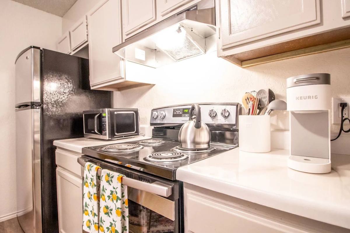 Apartment for rent at 5806 6th St, Lubbock, TX 79416