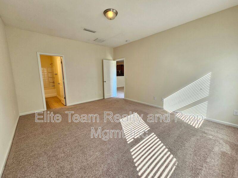 Townhouse for rent at 2824 Hopeton Court, Monroe, NC 28110