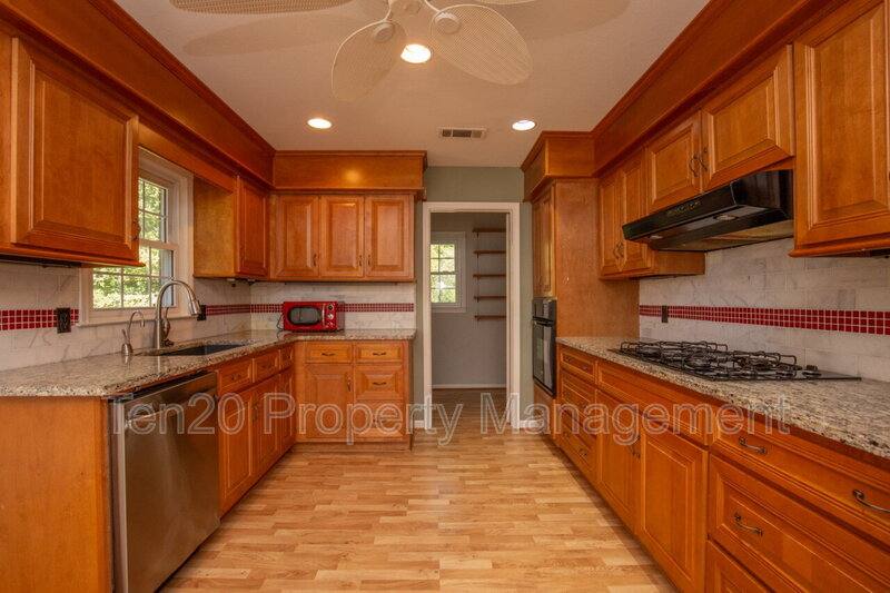 House for rent at 6124 Canterbury Dr, Columbus, GA 31909
