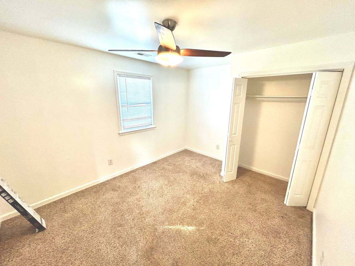House for rent at 221 S Mesa Dr, Hopewell, VA 23860