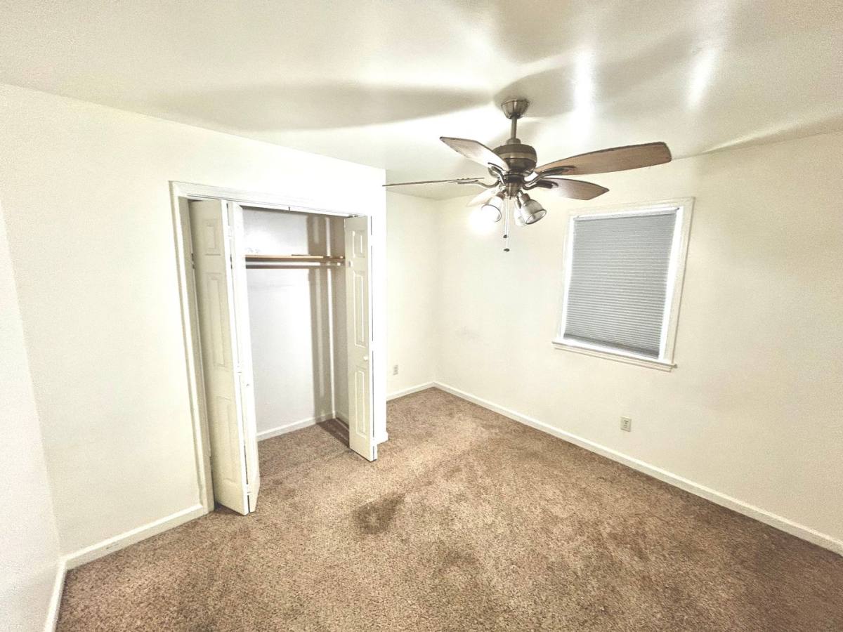 House for rent at 221 S Mesa Dr, Hopewell, VA 23860