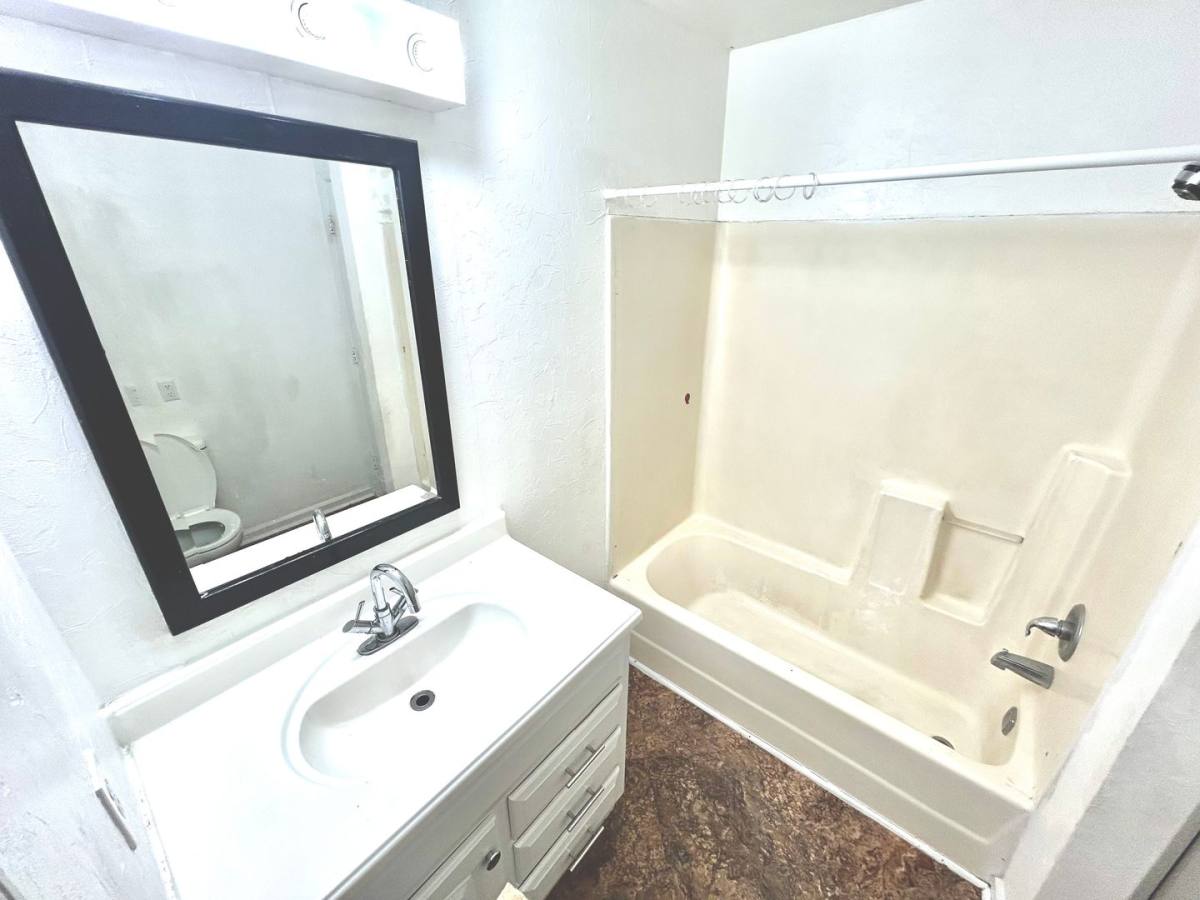 House for rent at 221 S Mesa Dr, Hopewell, VA 23860
