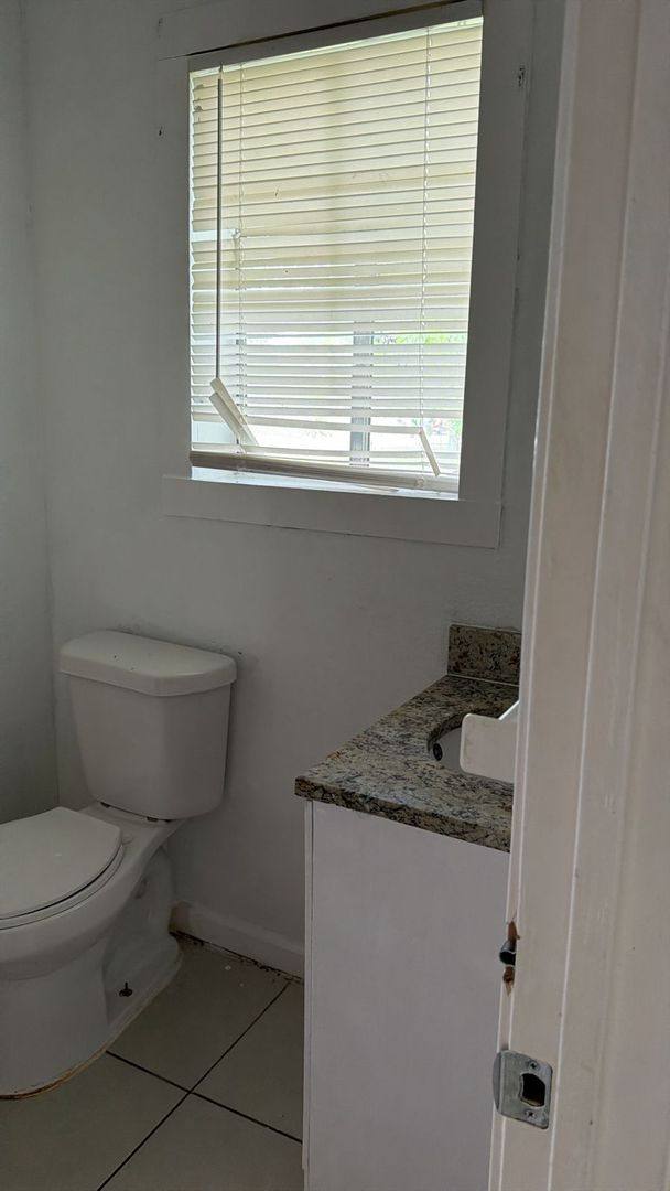 House for rent at 102 N Ave, Freeport, TX 77541