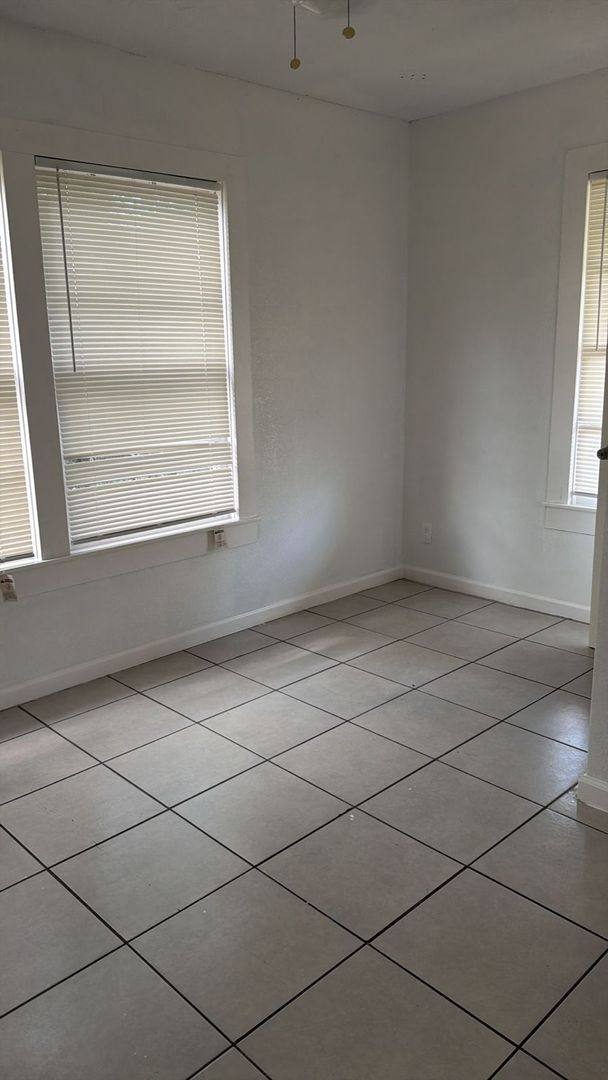 House for rent at 102 N Ave, Freeport, TX 77541