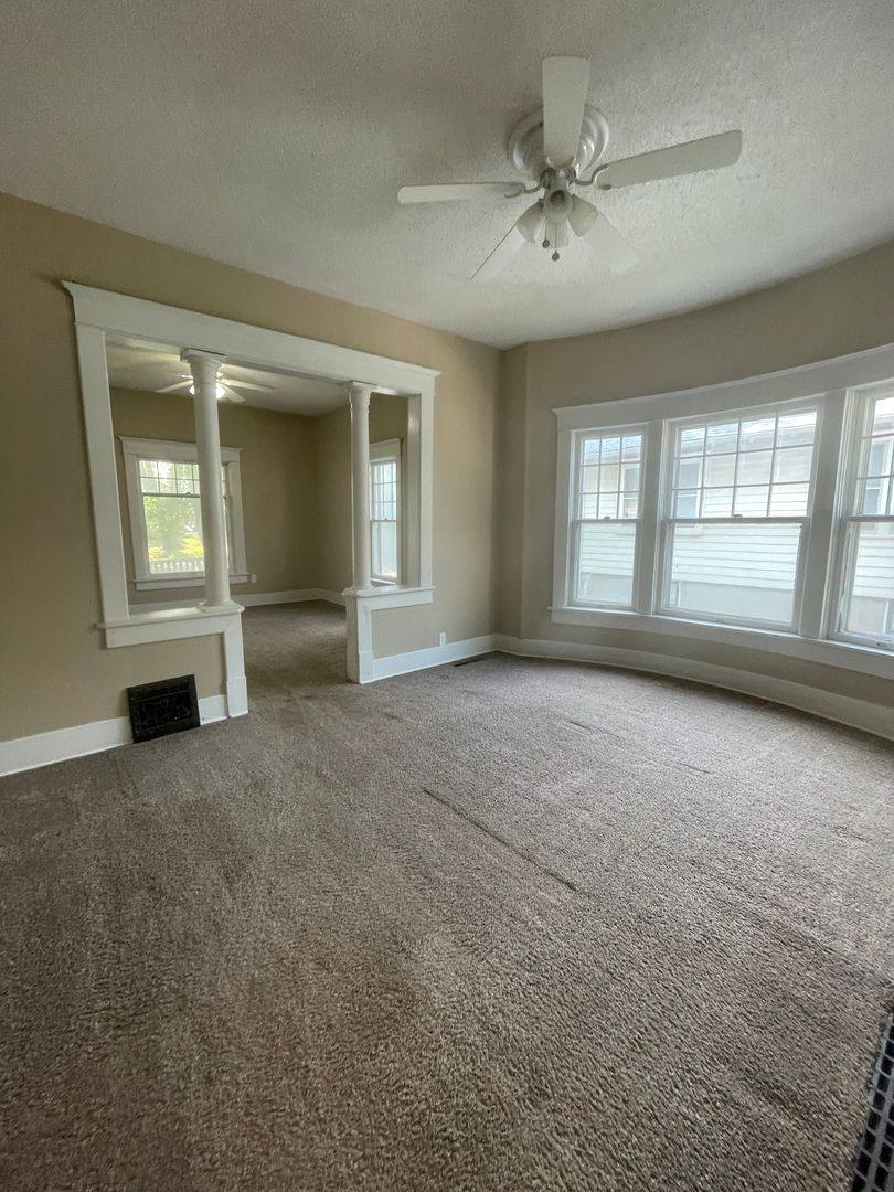 House for rent at 417 Constitution St, Emporia, KS 66801