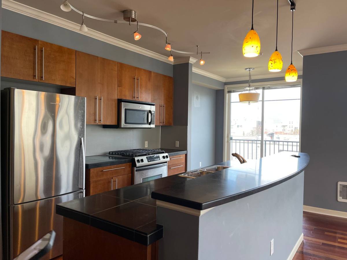 Apartment for rent at 124 Bellevue Ave E, Seattle, WA 98102