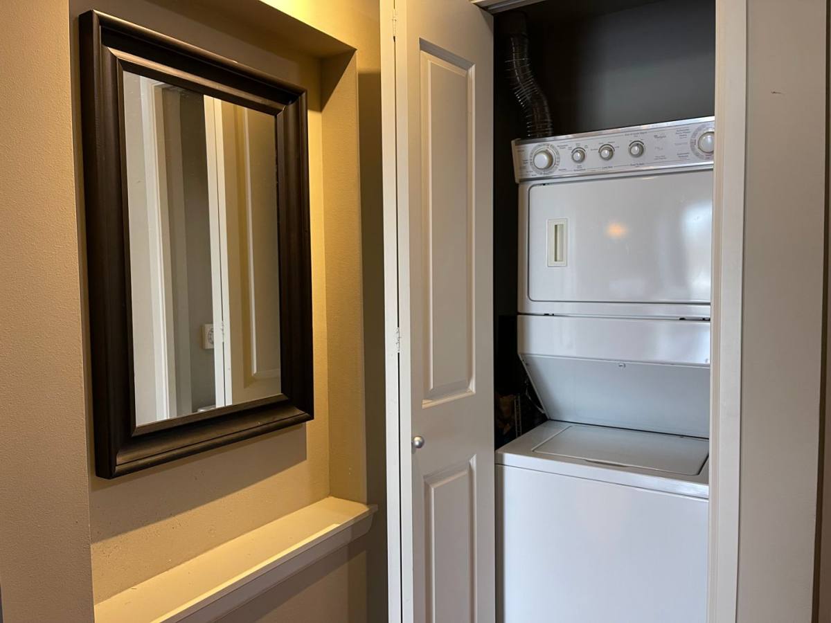 Apartment for rent at 124 Bellevue Ave E, Seattle, WA 98102