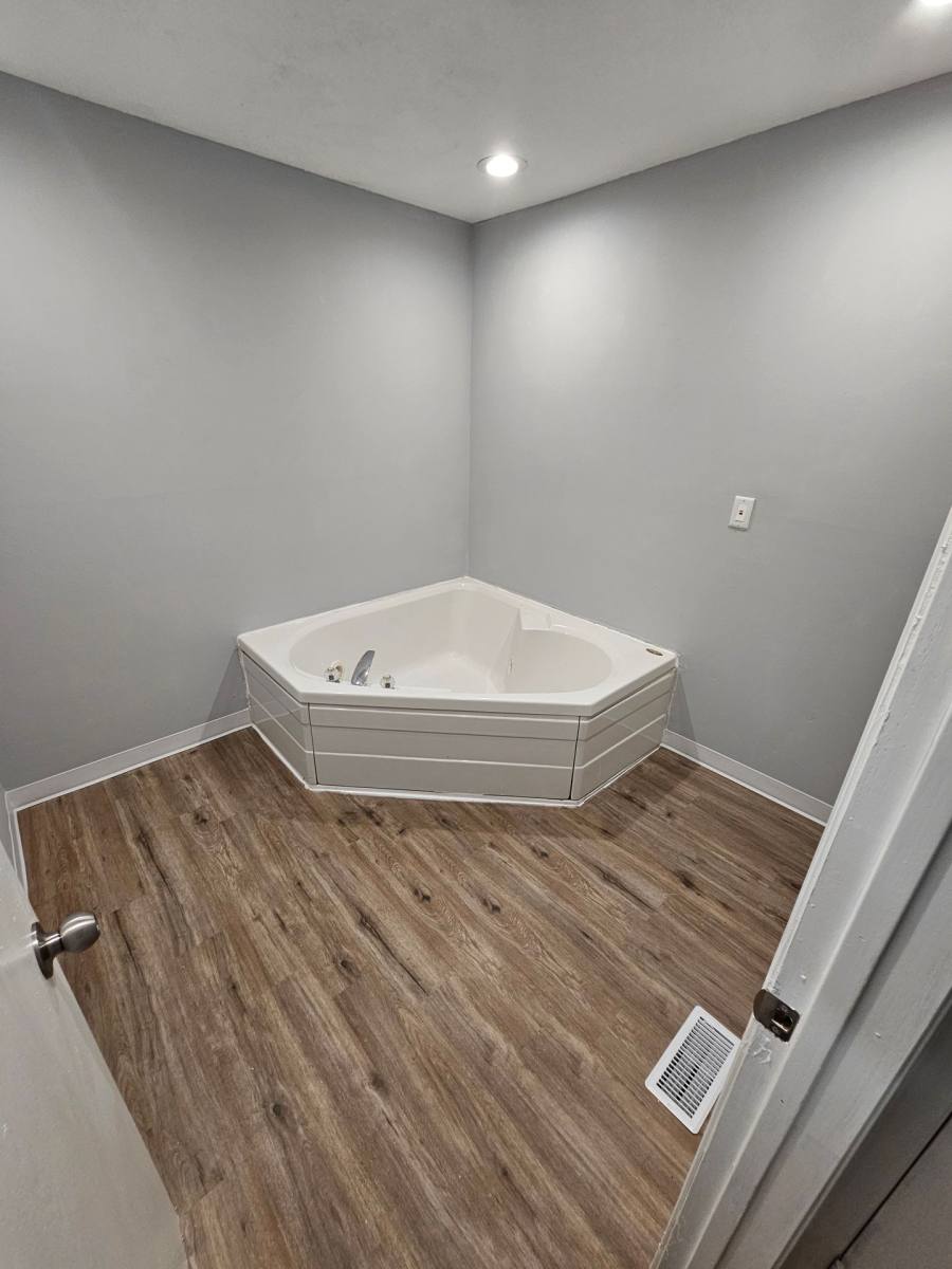 Apartment for rent at 1102 E Colorado Ave, Urbana, IL 61801