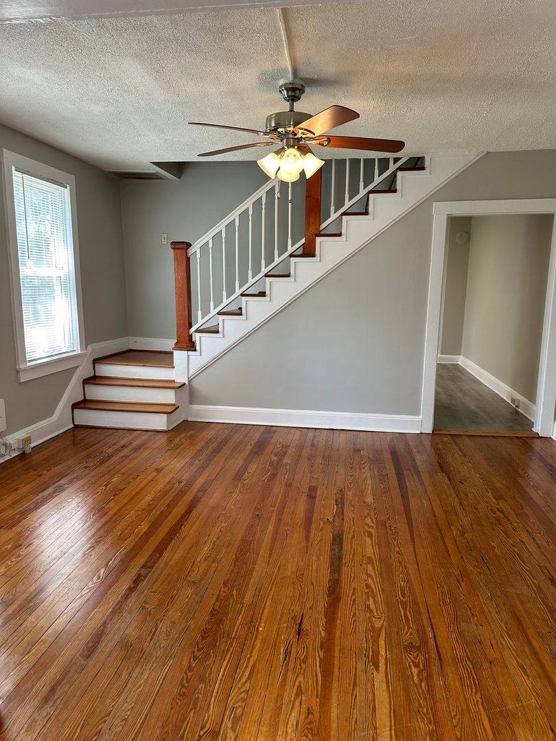 House for rent at 215 Millwood Ave, Winchester, VA 22601