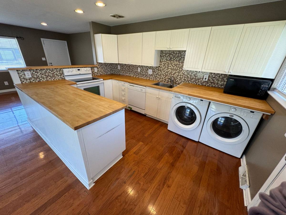 House for rent at 3040 Rightmire Blvd, Columbus, OH 43221