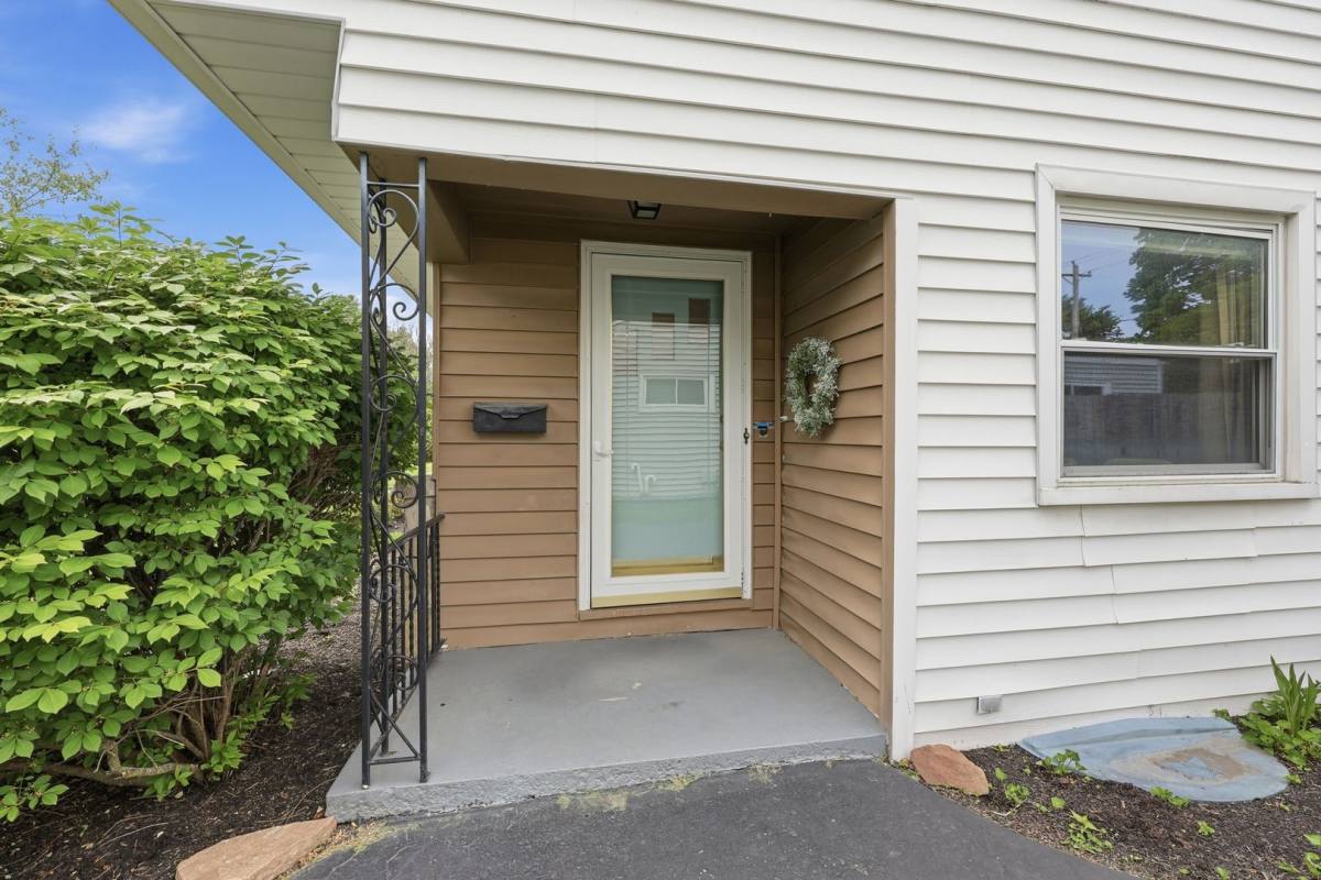 House for rent at 2088 Zollinger Rd, Columbus, OH 43221