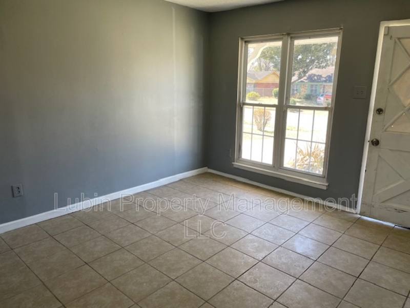 House for rent at 590 Blackhawk Rd, Memphis, TN 38109