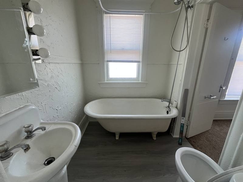 Apartment for rent at 1416 N 7th St, Sheboygan, WI 53081