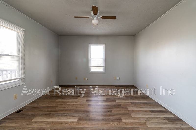 House for rent at 218 W Columbia Ave, Knoxville, TN 37917