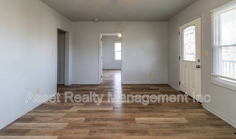 House for rent at 218 W Columbia Ave, Knoxville, TN 37917