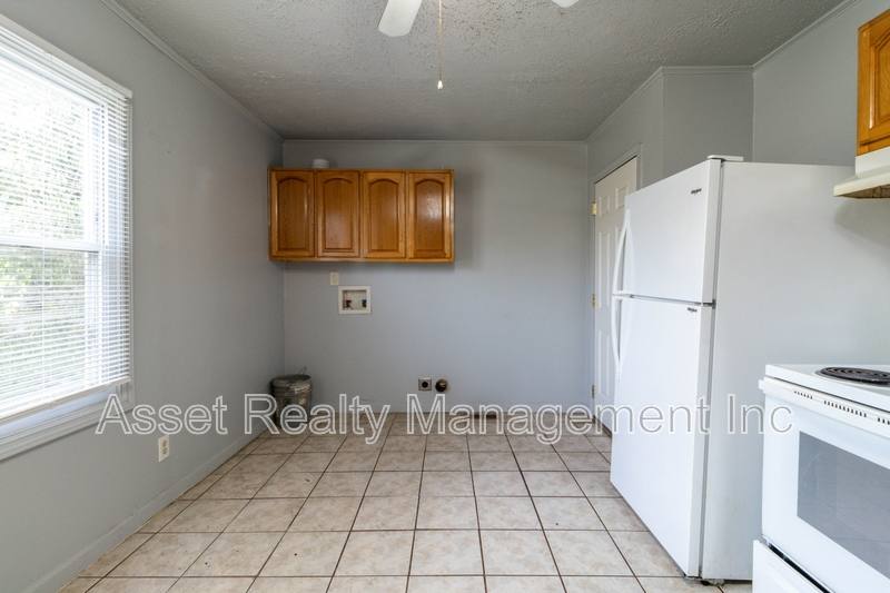 House for rent at 218 W Columbia Ave, Knoxville, TN 37917