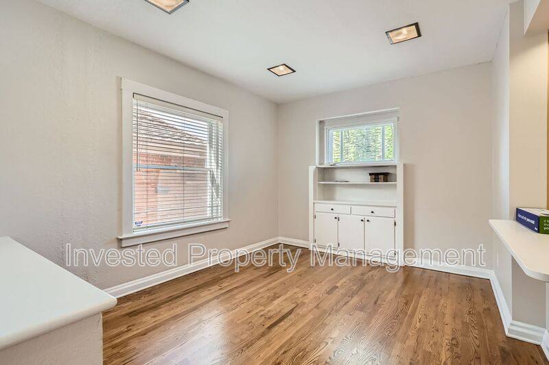 Townhouse for rent at 525 N Gilpin St, Denver, CO 80218