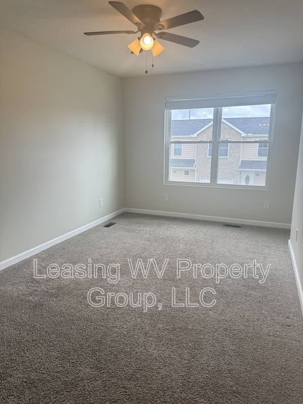 Townhouse for rent at 7 Christian Court, Hurricane, WV 25526