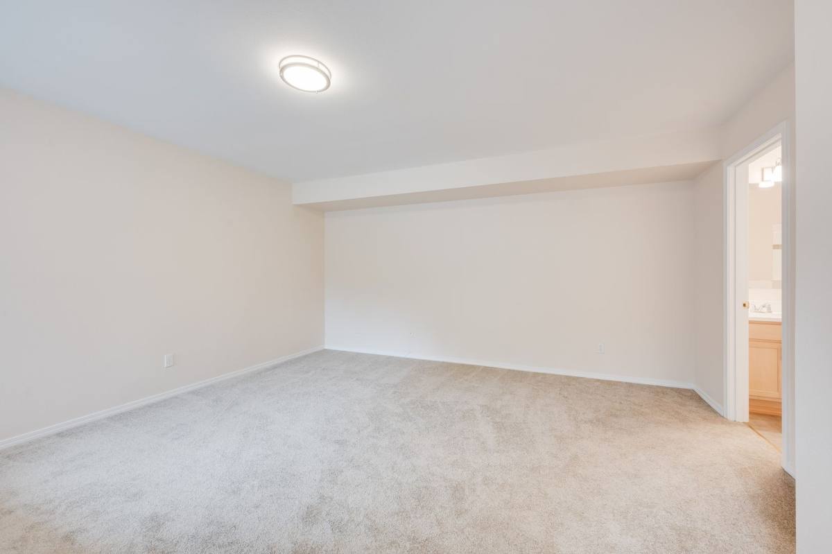 Townhouse for rent at 2201 192nd St SE, Bothell, WA 98012