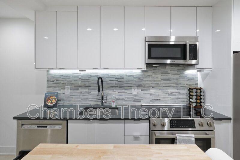 Apartment for rent at 4 R St NW #5, Washington, DC 20001