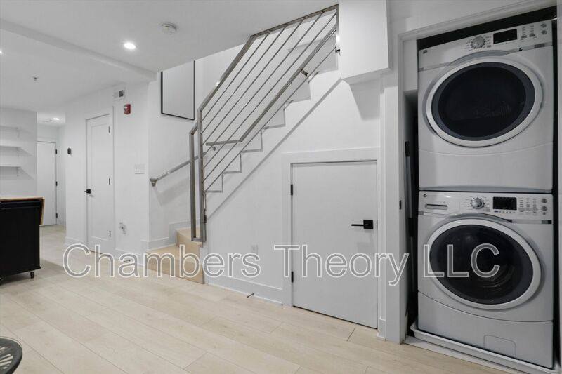 Apartment for rent at 4 R St NW #5, Washington, DC 20001