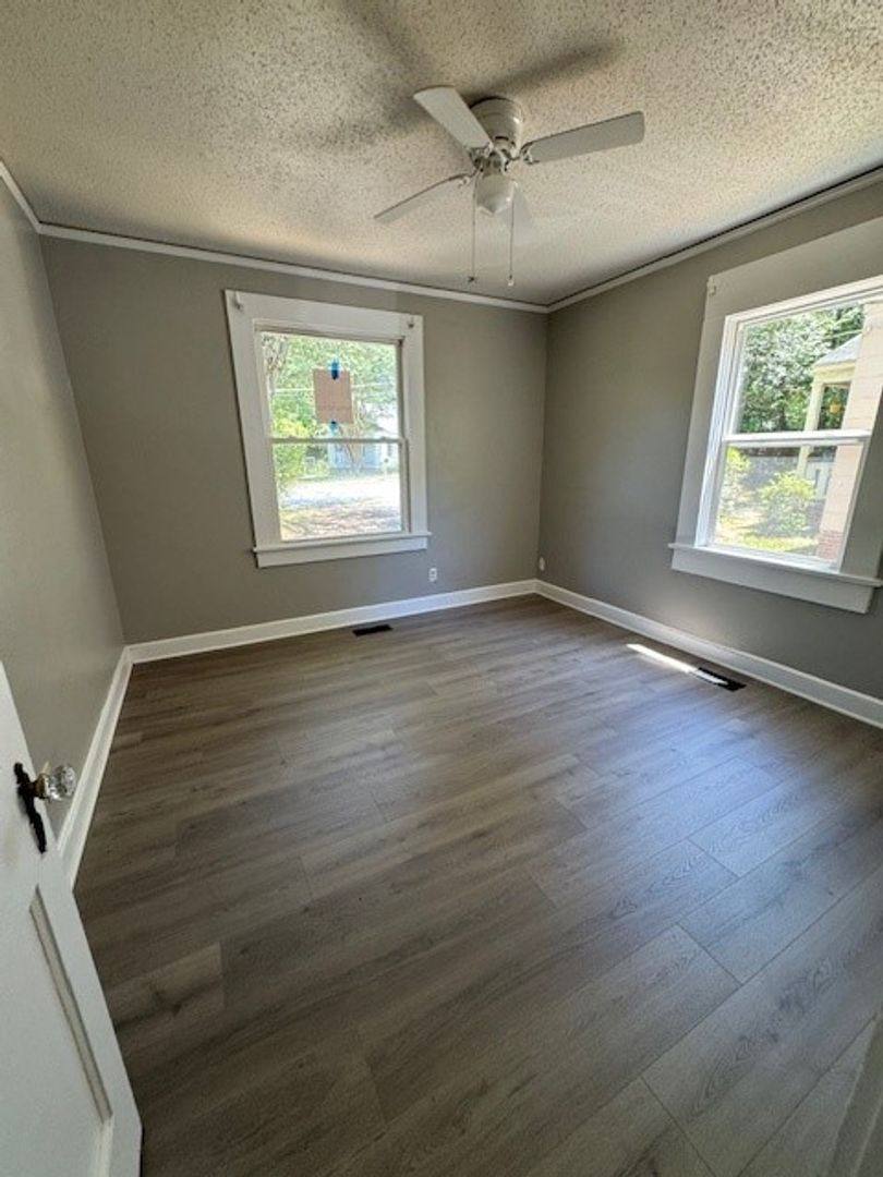 House for rent at 309 Holt Ave, Greensboro, NC 27405