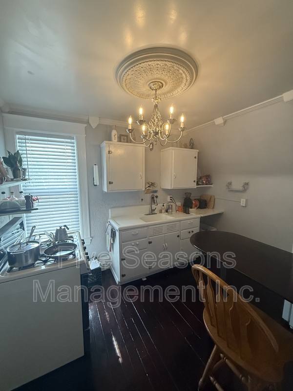 Apartment for rent at 205 N Willard St #4, Burlington, VT 05401